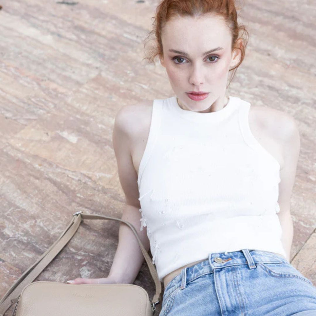 Bolsos de moda para la primavera 2025: Tendencias imprescindibles