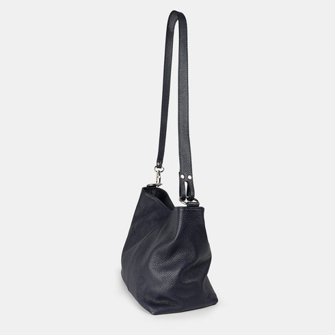Bolso de hombro para mujer de piel con bandolera extensible azul marino Mara