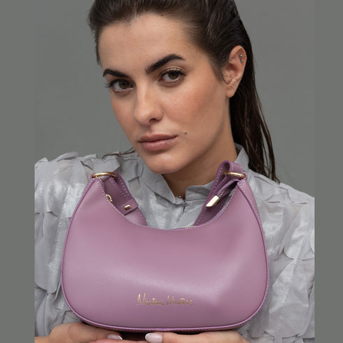 Bolso de hombro para mujer de piel saffiano con bandolera larga lila Maribel