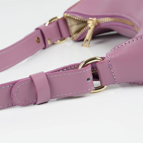 Bolso de hombro para mujer de piel saffiano con bandolera larga lila Maribel