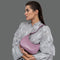 Bolso de hombro para mujer de piel saffiano con bandolera larga lila Maribel