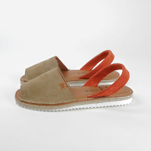 Menorquina de mujer de piel Alba (Beige/Naranja)