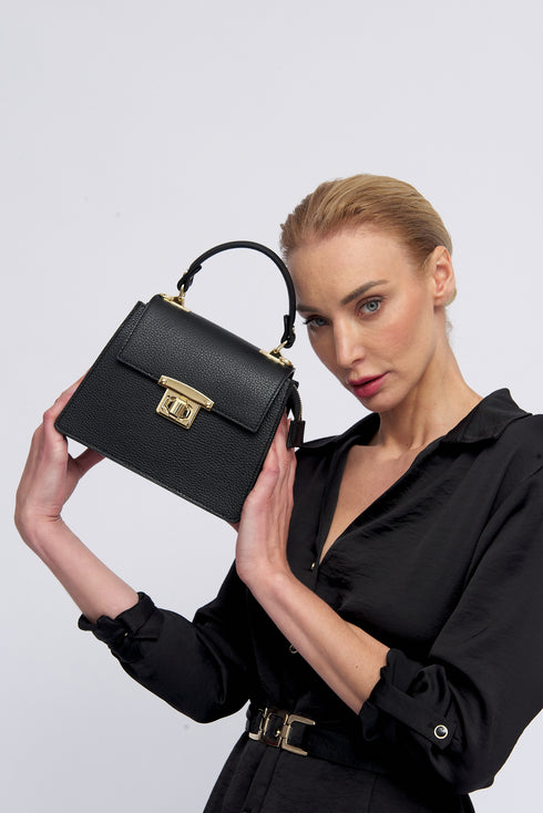 Bolso de con cadena para mujer con asa de mano con solapa negro Claudia
