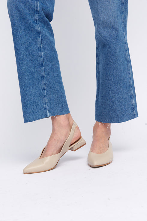 Zapatos planos de piel para mujer beige Beatriz