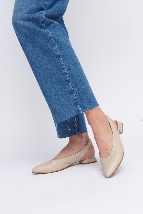 Zapatos planos de piel para mujer beige Beatriz