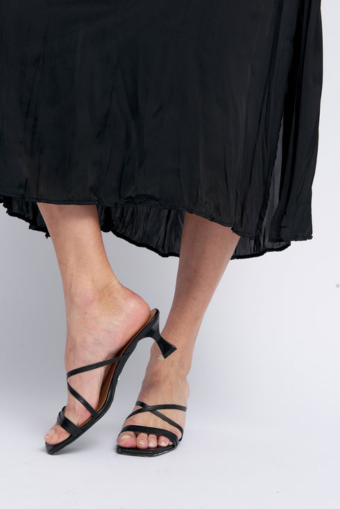 Sandalias con tiras tacón negro Penélope