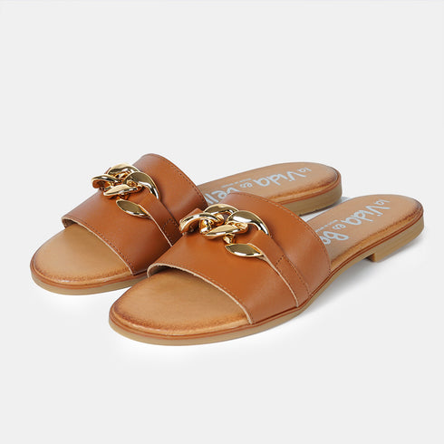 Sandalias de mujer de piel con adorno marrón cuero Charo