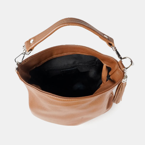 Bolso hobo de piel con pompón marrón Rebeca