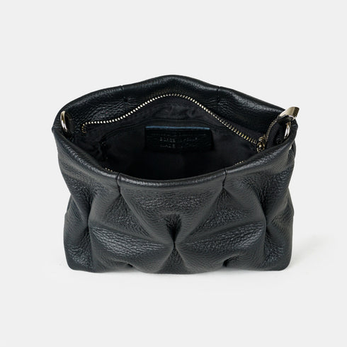 Bolso de bandolera de piel arrugada negro Cecilia S