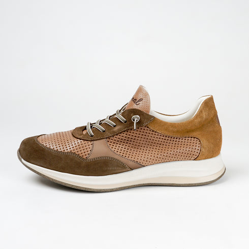 Zapatilla deportiva de hombre piel con cordones marrón Ezra