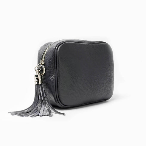 Bolso de Piel bandolera cuadrado Azul Marino con pompón de mujer Cristin