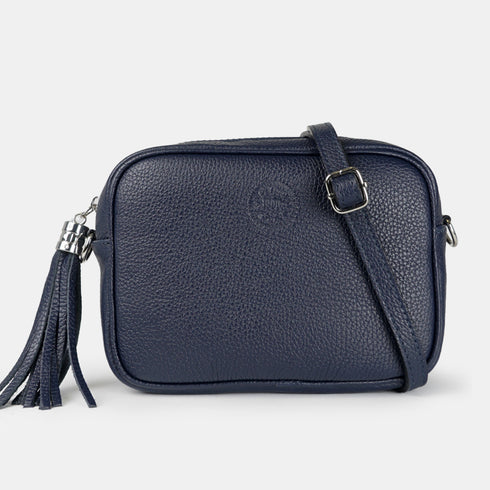 Bolso de Piel bandolera cuadrado Azul Marino con pompón de mujer Cristin
