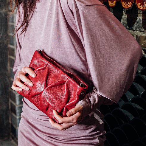 Bolso de bandolera de piel arrugada burdeos Cecilia S