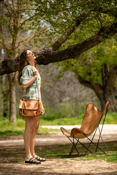 Sandalia plana con piso grueso Mila Caqui