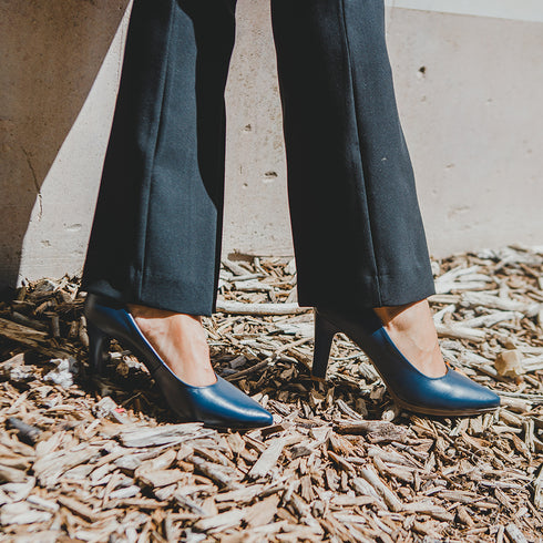 Zapatos de tacón 8cm de piel azul marino Tania