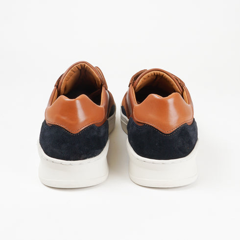 Zapatilla deportiva de hombre con cordones marrón Zaid