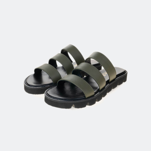 Sandalia plana con piso grueso Mila Caqui