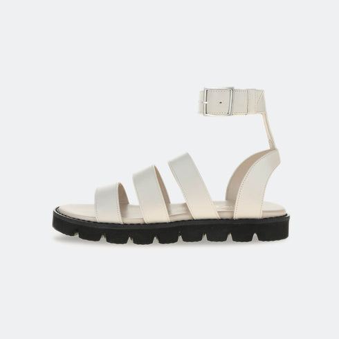 Sandalia romano de piel con piso grueso Narcis Beige